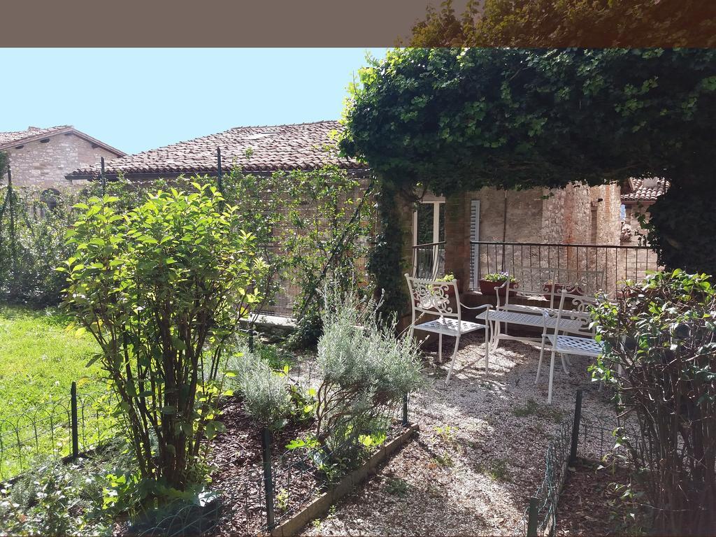 Vescovado 7 Apartment Gubbio Exterior photo